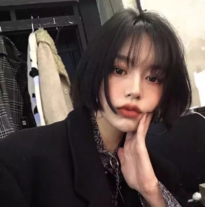 女帝是反派，她靠养娃洗白